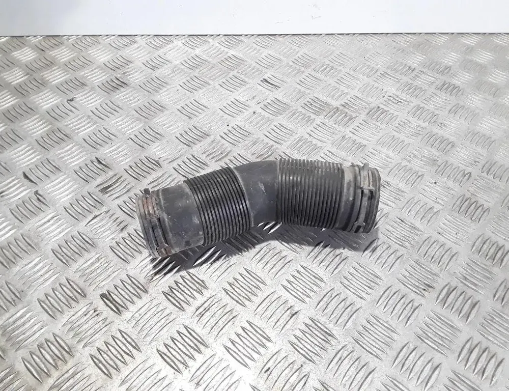 SKODA Fabia 1 generation (2004-2007) шланг радиатора интеркулера 6Q0129684AB 33558099