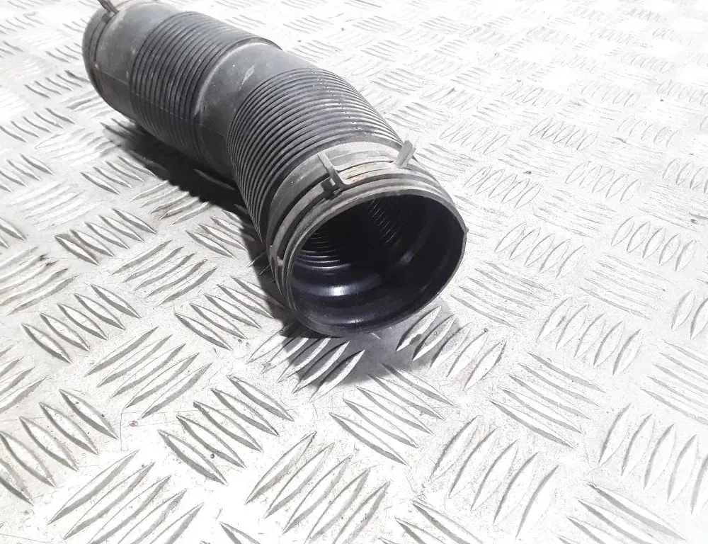 SKODA Fabia 1 generation (2004-2007) шланг радиатора интеркулера 6Q0129684AB 33558099