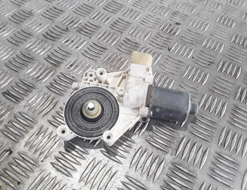FORD Mondeo 4 generation (2007-2015) Priekšējo kreiso durvju logu pacēlāja motorīts 0130822287 33558408