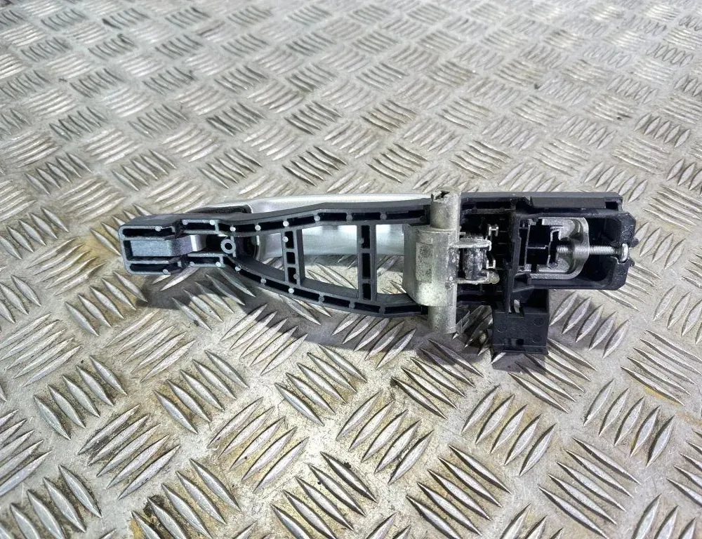 FORD Mondeo 4 generation (2007-2015) Aizmugurējo kreiso durvju ārējais rokturis 6M21U266B22A 33558519