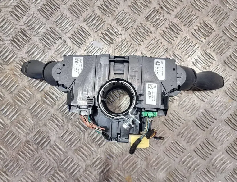 FORD Fiesta 7 generation (2017-2024) Подрулевой переключатель 8A6T13335BC 33562237