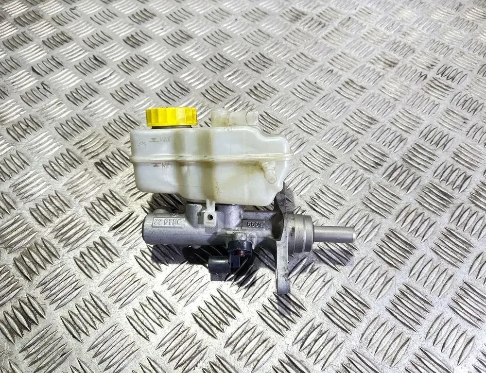 SKODA Roomster 5J  (2010-2015) Рабочий тормозной цилиндр 6R0611301A 33592340