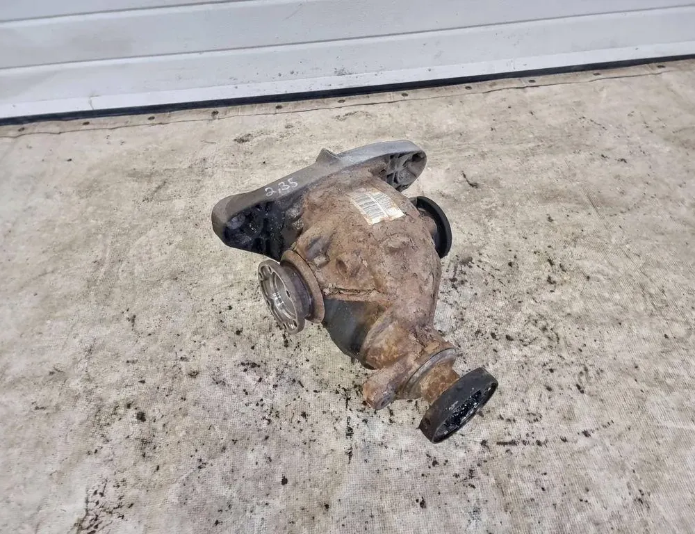 BMW 5 Series E39 (1995-2004) Aizmugurējais reduktors A90302290152007,7502528 33594159