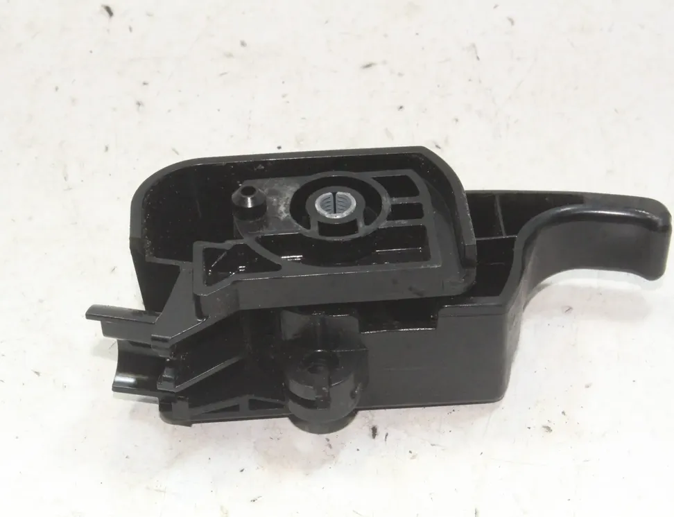 MITSUBISHI Outlander 3 generation (2012-2023) Degvielas tvertnes atvēršanas slēdzis 33366769