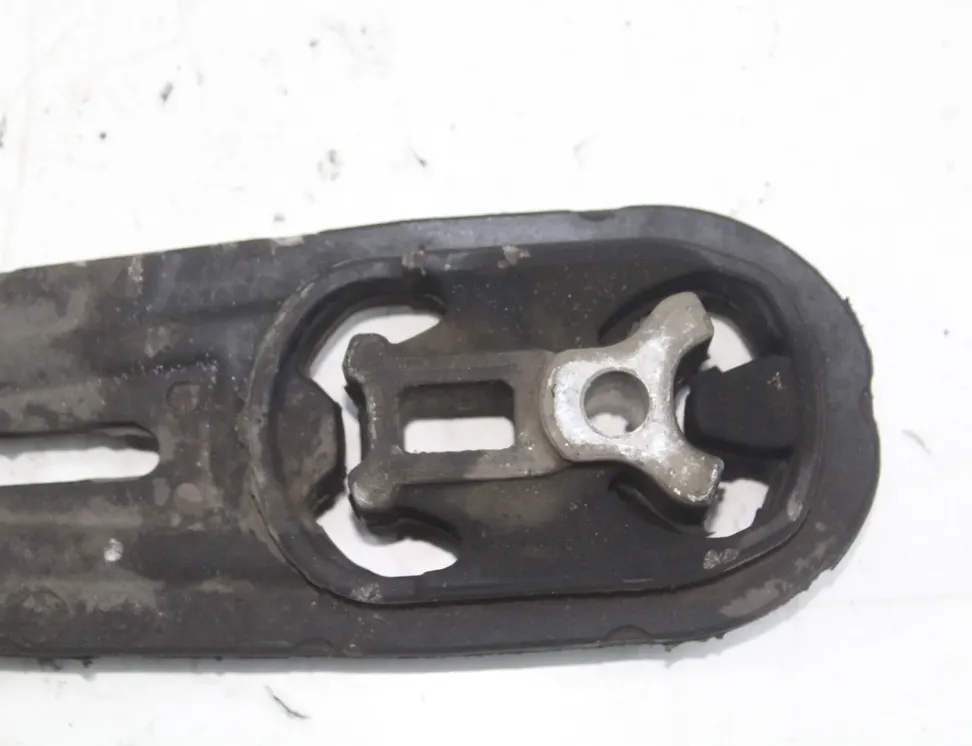 NISSAN Juke YF15 (2010-2020) Задняя подушка двигателя 33481103