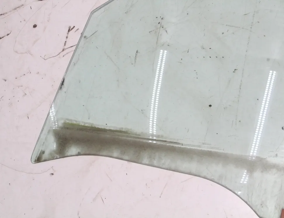 NISSAN Juke YF15 (2010-2020) Стекло передней левой двери 33524767