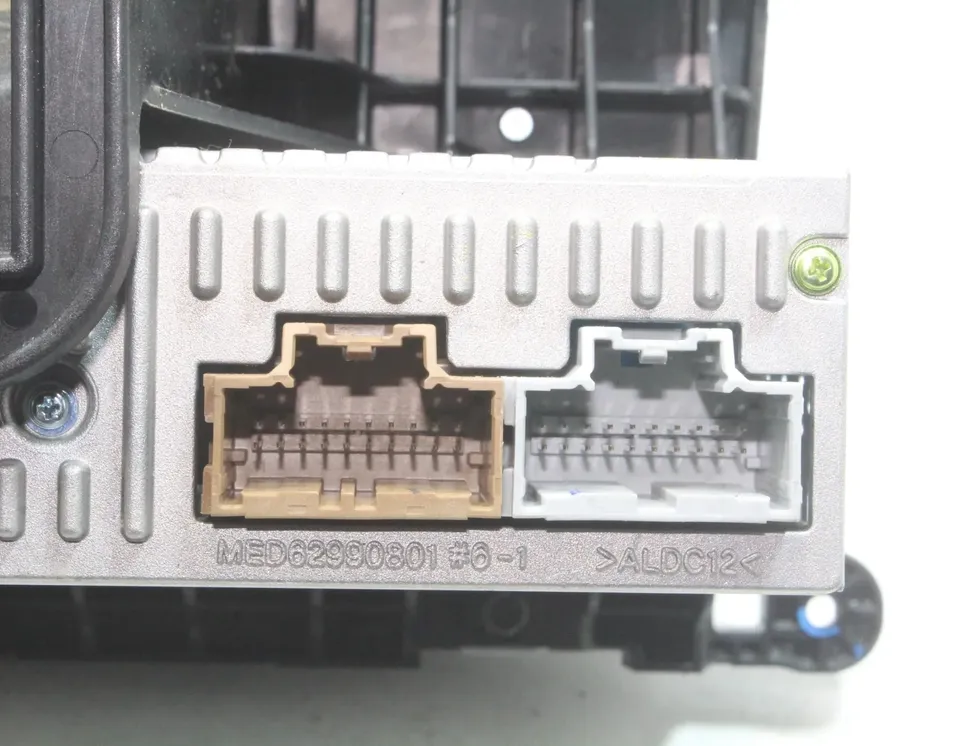 OPEL Mokka 1 generation (2012-2015) Music Player With GPS 42518024 33551412