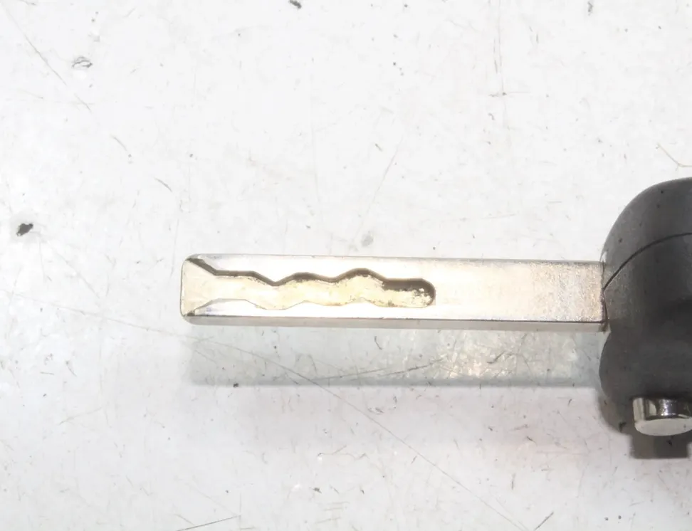 OPEL Mokka 1 generation (2012-2015) Aizdedzes atslēga 13500233 33552670