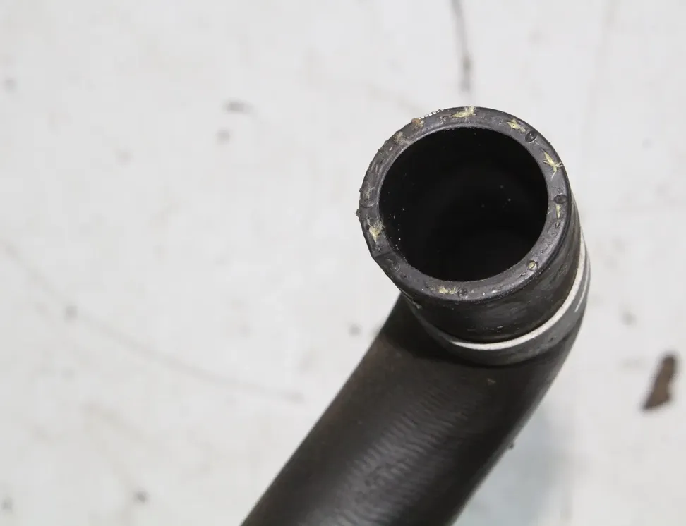 TOYOTA Yaris 4 generation (2020-2023) Шланги охлаждающей жидкости 33556115