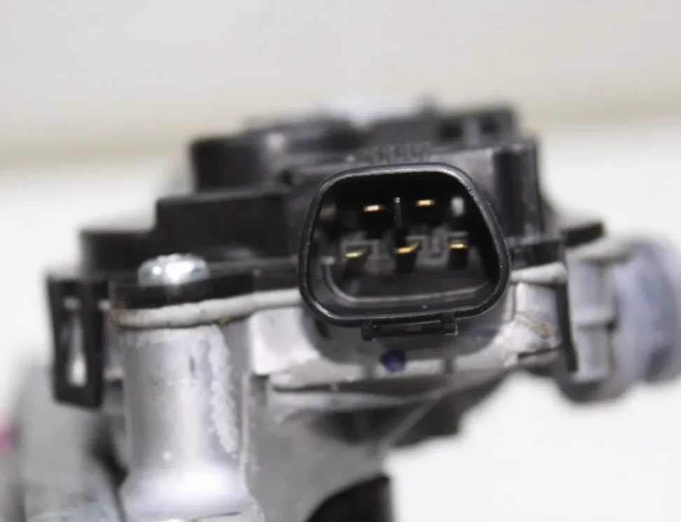 TOYOTA Yaris 4 generation (2020-2023) Priekšējā stikla tīrītāja mehānisms 85110-K0110 33556116