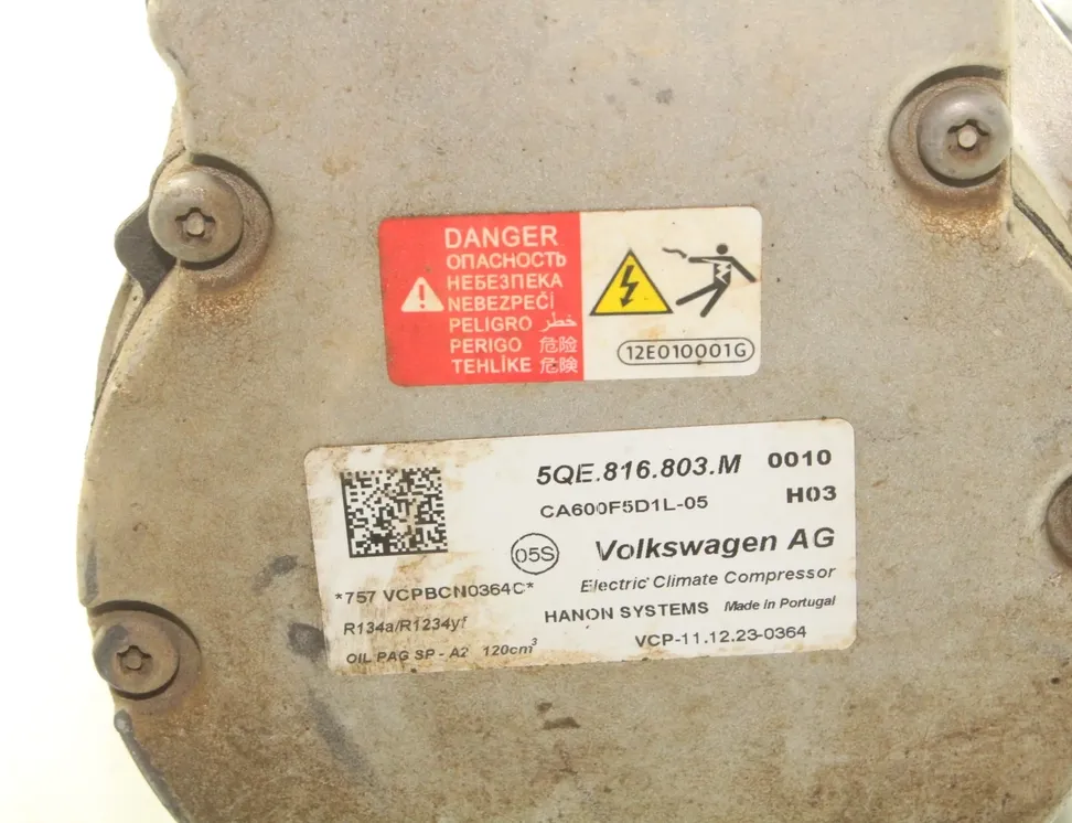 SKODA Octavia 4 generation (A8) (2019-2023) Hасос кондиционера 5QE816803M 33562724