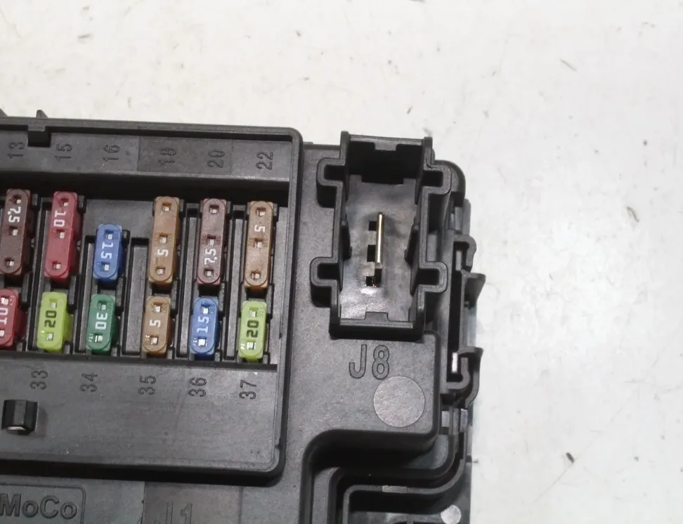 FORD Mondeo 5 generation (2014-2022) Блок предохранителей GU5T-15604-BFD 33727163