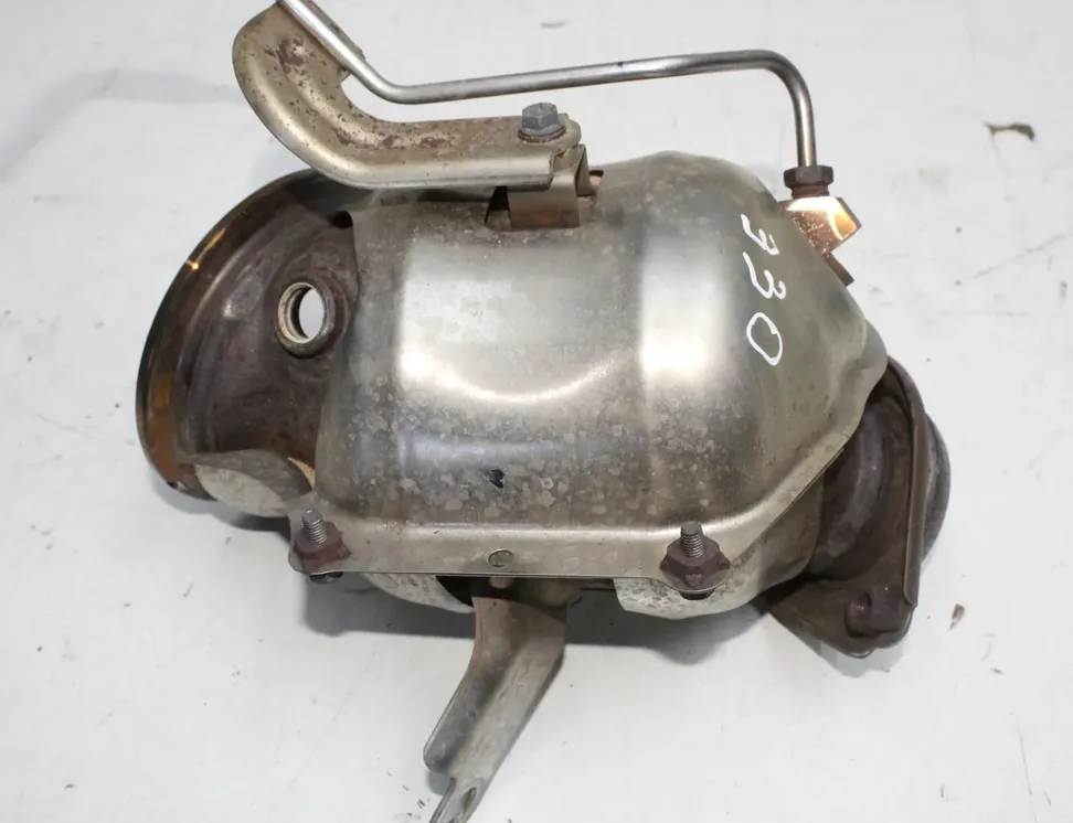 TOYOTA Yaris 4 generation (2020-2023) Catalyst 2505118010 34885946