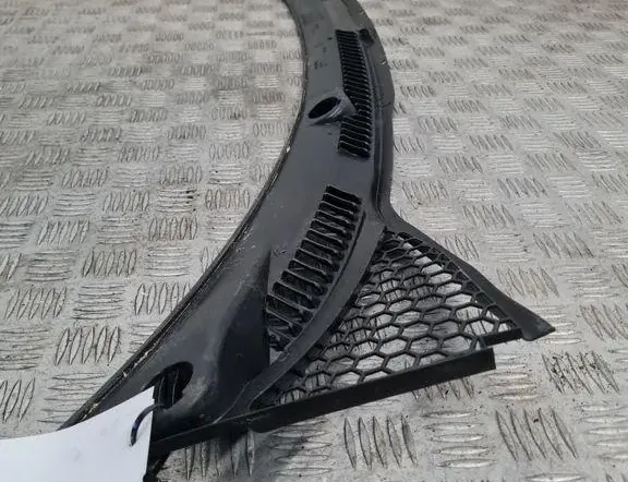 PEUGEOT 207 1 generation (2006-2009) Priekšējā stikla tīrītāja apdare / plastmasa 96818458 34263112