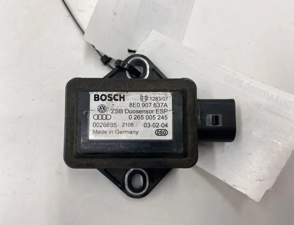 AUDI A4 B7/8E (2004-2008) Датчик ускорения 8E0907637A 33273443