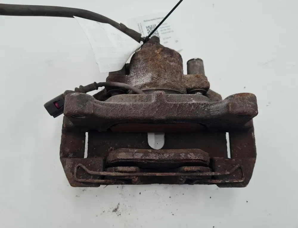 VOLKSWAGEN Passat B7 (2010-2015) Priekšējais kreisais bremžu suports 1K0615123E 33275736