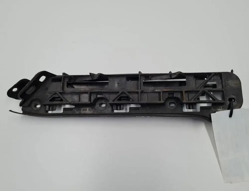 VOLKSWAGEN Touran 1 generation (2003-2015) Priekšējā kreisā bufera stiprinājums 1T0807049 33276251