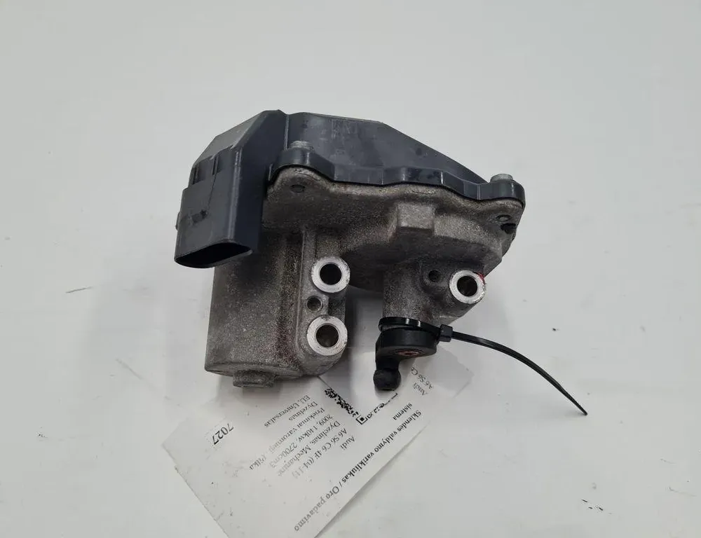 AUDI A6 C6/4F (2004-2011) Vārsta vadības motorīts 059129086L 33276524