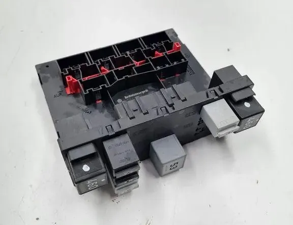 VOLKSWAGEN Touran 1 generation (2003-2015) Блок управления Комфорт 33277722