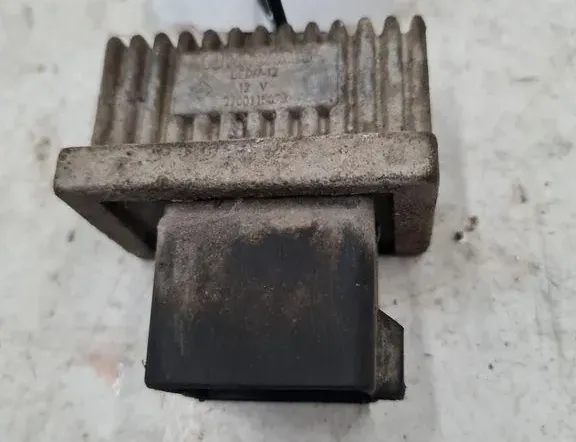 RENAULT Scenic 4 generation (2017-2023) Свечи 7700115073 33281459