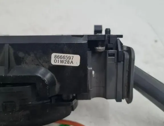 VOLVO S60 1 generation (2000-2009) Indicator Wiper Stalk Switch 8666597 33283841