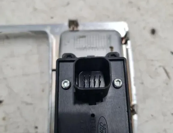 FORD C-Max 1 generation (2003-2010) Stāvbremzes poga 3M5T2B623AC 33284081