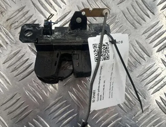 SEAT Leon 1 generation (1999-2005) Замок крышки багажника 3B9827505C 33293281