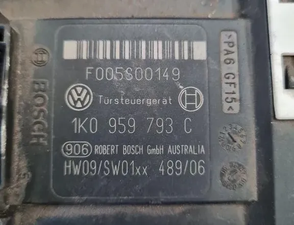VOLKSWAGEN Touran 1 generation (2003-2015) Priekšējo kreiso durvju logu pacēlāja motorīts 1K0959793C 33305929