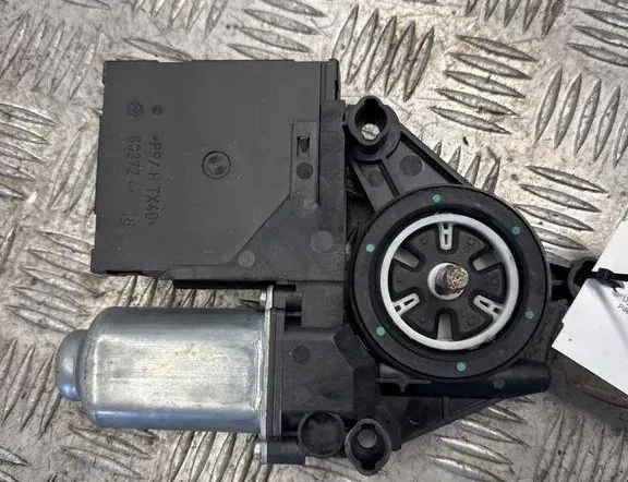 VOLKSWAGEN Touran 1 generation (2003-2015) Priekšējo kreiso durvju logu pacēlāja motorīts 1T0959702 33309941