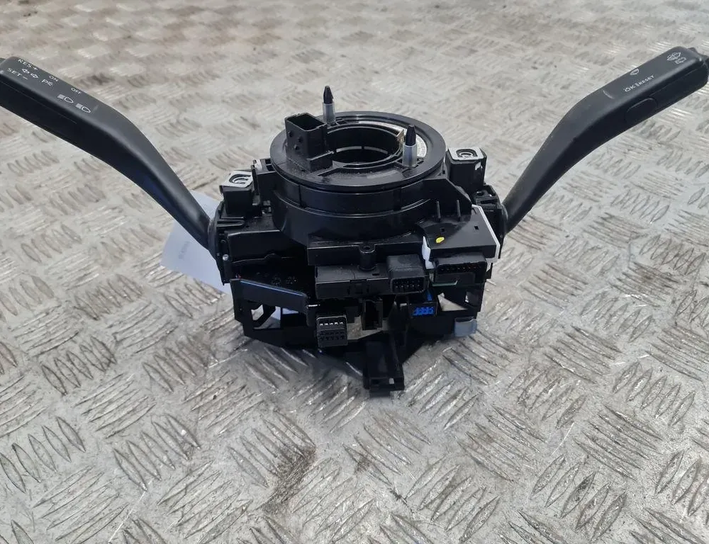 VOLKSWAGEN Touran 1 generation (2003-2015) Indicator Wiper Stalk Switch 33311606