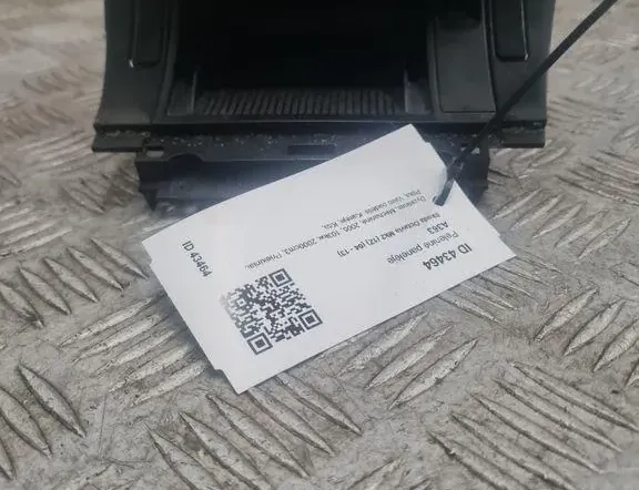 SKODA Octavia 2 generation (2004-2013) Пепельница 1Z1863077A 33312220