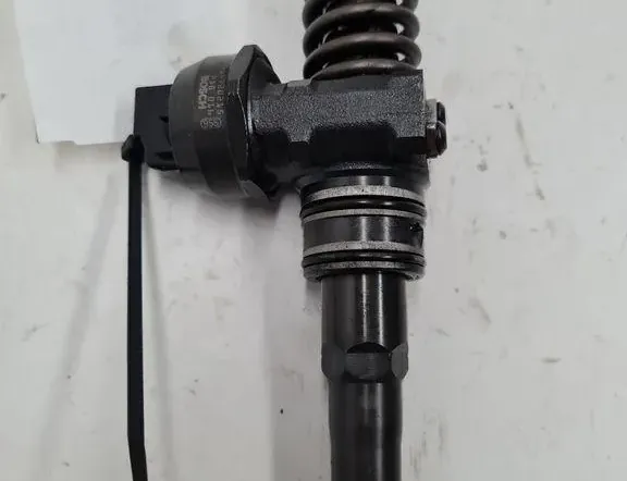 VOLKSWAGEN Touran 1 generation (2003-2015) Форсунка 0414720215,038130073AG 33389759