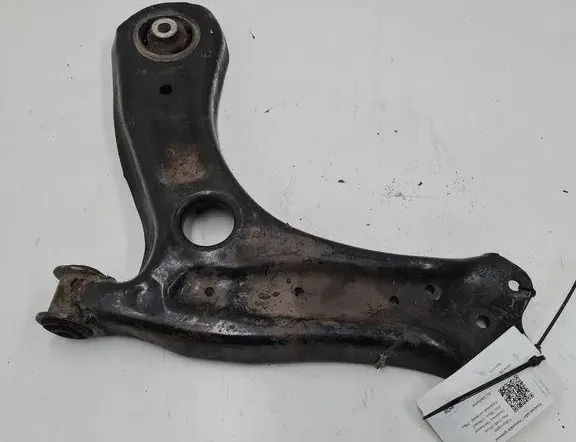 VOLKSWAGEN Polo 5 generation (2009-2017) Передний рычаг 6R0407151F 33389999