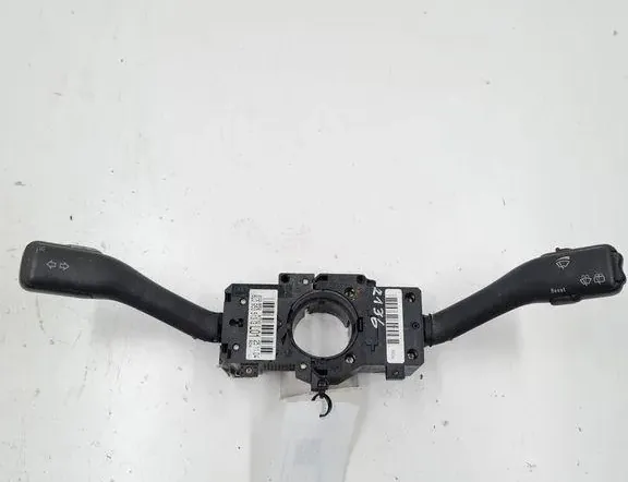 SKODA Fabia 1 generation  (2004-2007) Подрулевой переключатель 8L0953513G 33390458