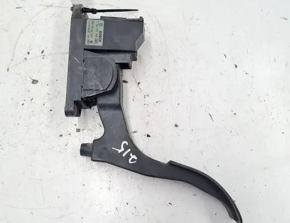 VOLKSWAGEN Golf 5 generation (2003-2009) Throttle Pedal 1J1721503K 33391393