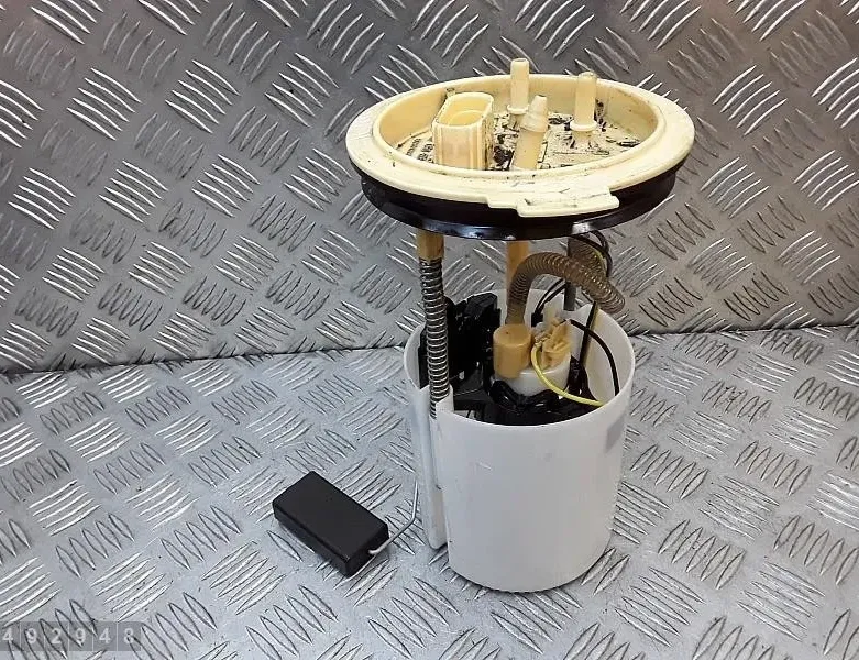 VOLKSWAGEN Beetle 3 generation (2012-2020) Degvielas rampa A2C53434508 30627962