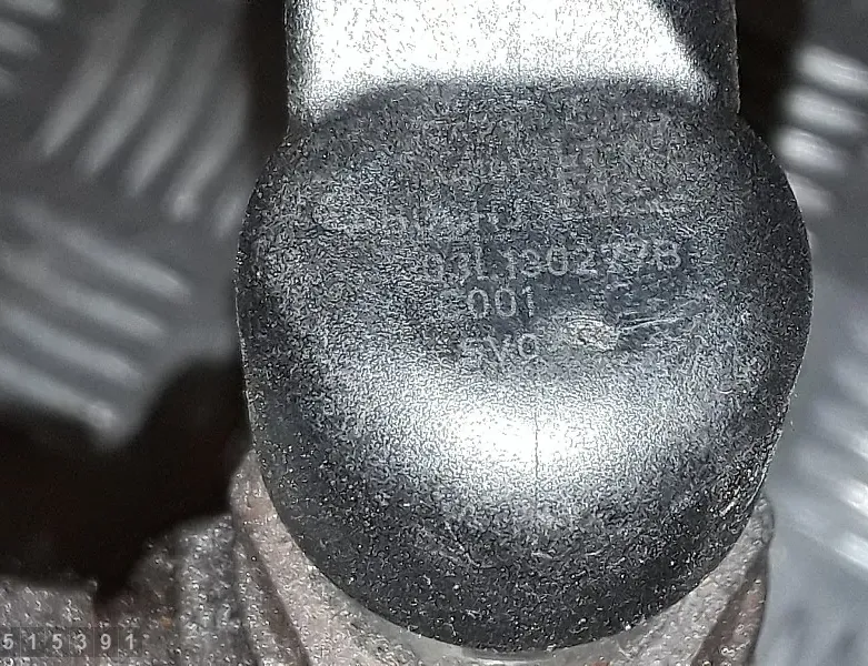 VOLKSWAGEN Caddy 3 generation (2004-2015) Eļļas inžektors 03l130277b 33473817