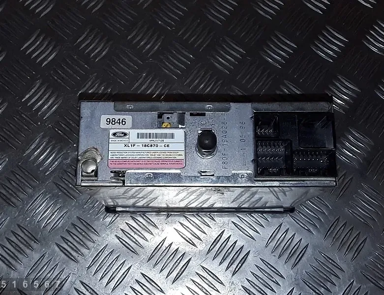 LAND ROVER Defender 1 generation (1983-2016) Навигационная система xl1f18c870ce 33525401