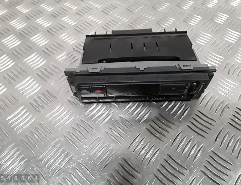 LAND ROVER Defender 1 generation (1983-2016) БЛОК УПРАВЛЕНИЯ КОНДИЦИОНЕРА ВОЗДУХА / КЛИМАТА/ ПЕЧКИ (В САЛОНЕ) xl7h19c933ac 33525403