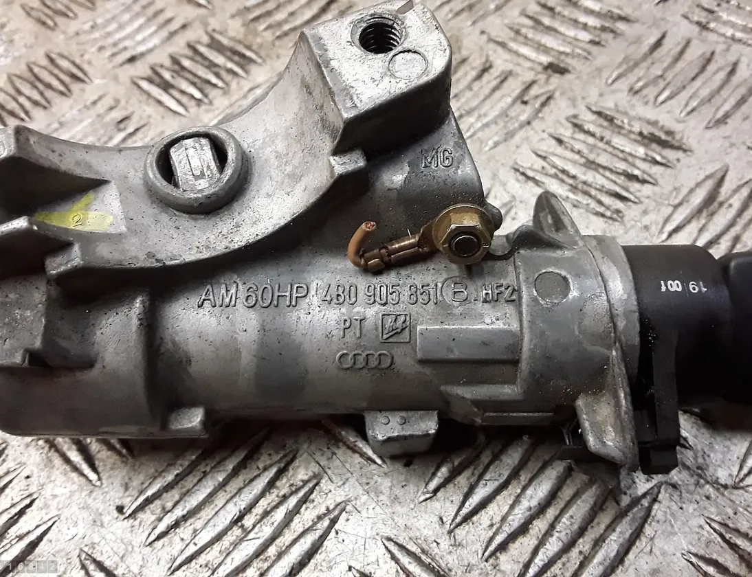 LAND ROVER Defender 1 generation (1983-2016) Замок зажигания 4B0905851B 33537215