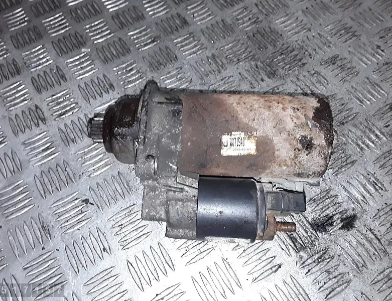 VOLKSWAGEN Bora 1 generation (1998-2005) Starter Motor 33551672