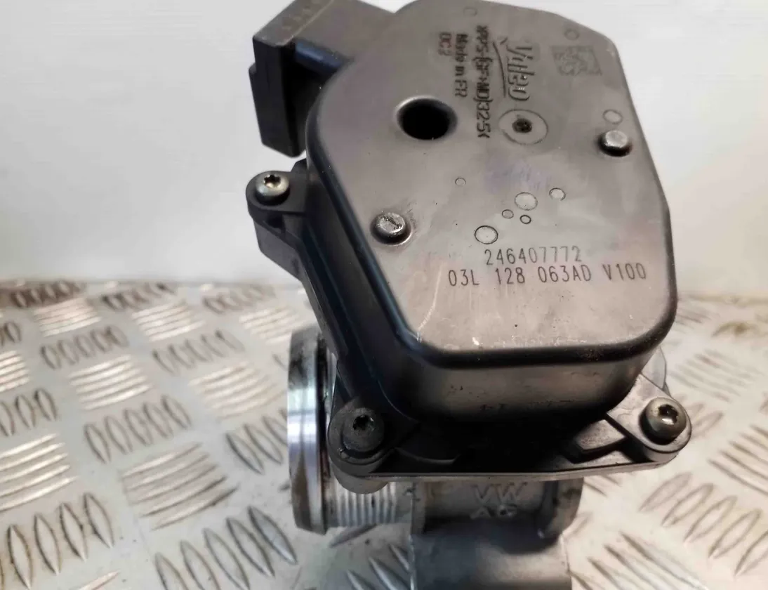 AUDI A1 8X (2010-2020) Droseļvārsts 03L128063AD 32383838