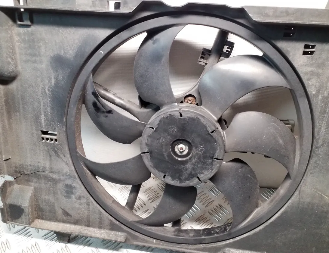 NISSAN Juke YF15 (2010-2020) Radiatora ventilators A7530000,21480BA60A 33531671