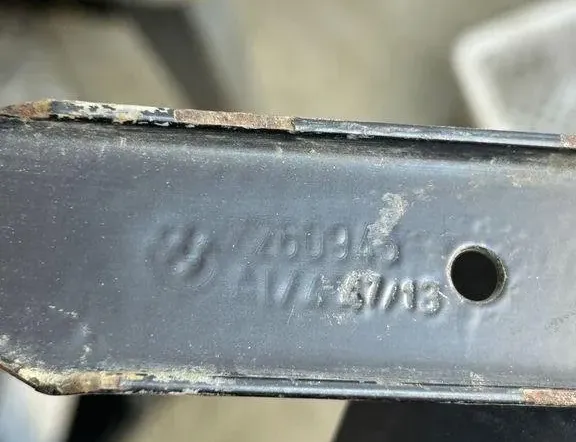 BMW 4 Series F32/F33/F36 (2013-2020) Degvielas tvertnes turētājs 7260945 31525115