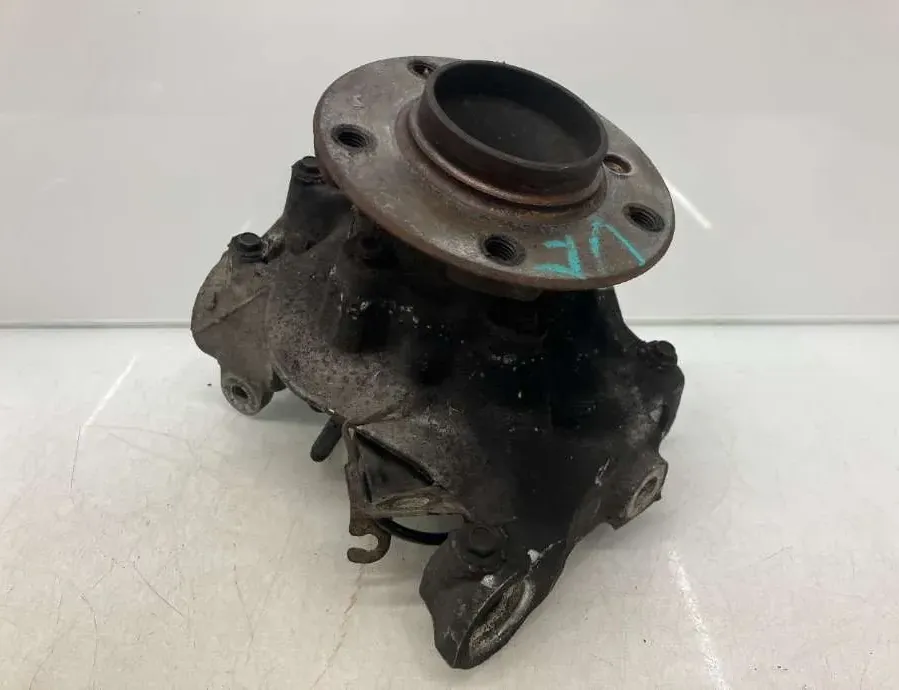 BMW 1 Series E81/E82/E87/E88 (2004-2013) Ступица передняя левая 31216793923,31216764443 33542490