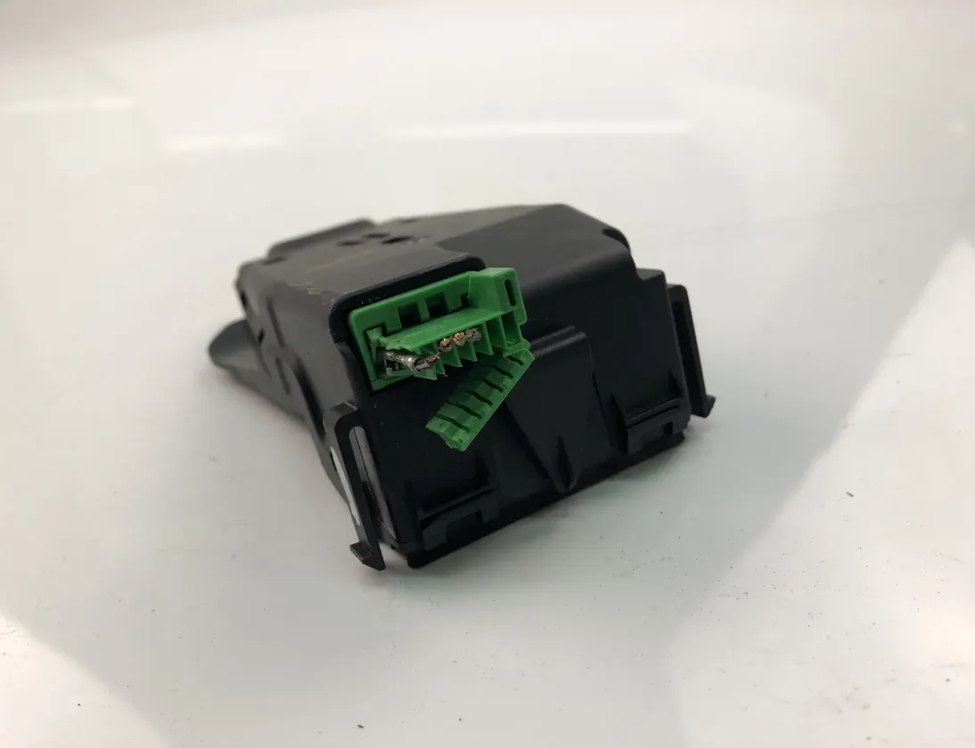 FORD Mondeo 5 generation (2014-2022) Vadības bloks DG9T-14F449-AG 17667388