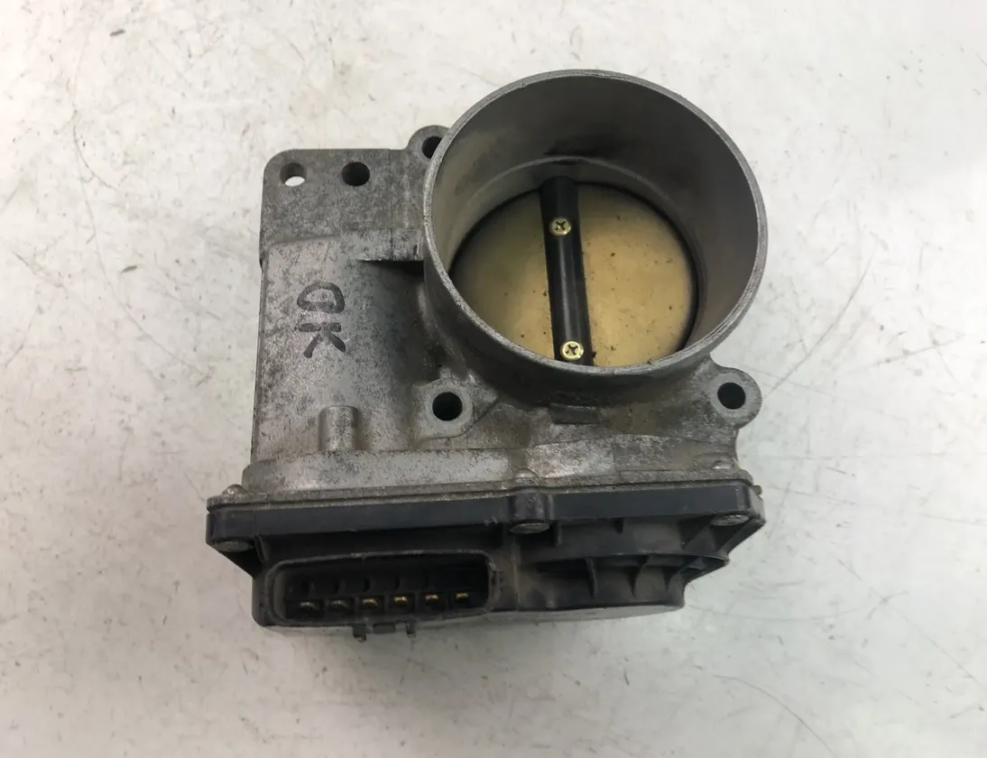 VOLVO S40 2 generation (2004-2012) Droseļvārsts 8677694 18284383