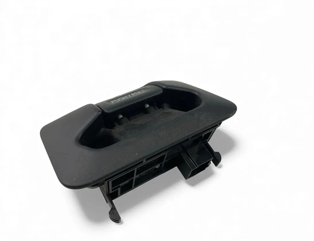 VOLVO V60 1 generation (2010-2020) Stāvbremzes poga 31334637 33237991