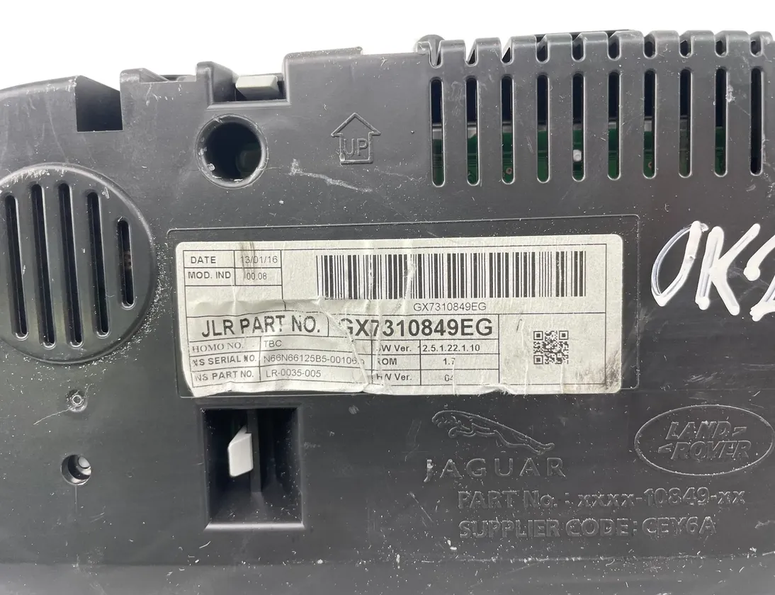 JAGUAR XE 1 generation (2014-2024) Спидометр GX7310849EG 33370611