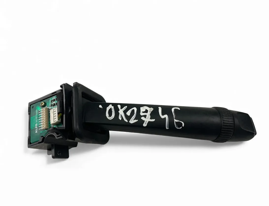 VOLVO V70 2 generation (2000-2008) Stikla tīrītāja rokturis 9452391 33501378